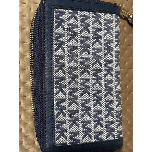Michael Kors Wallet Navy Blue - Picture 6 of 8